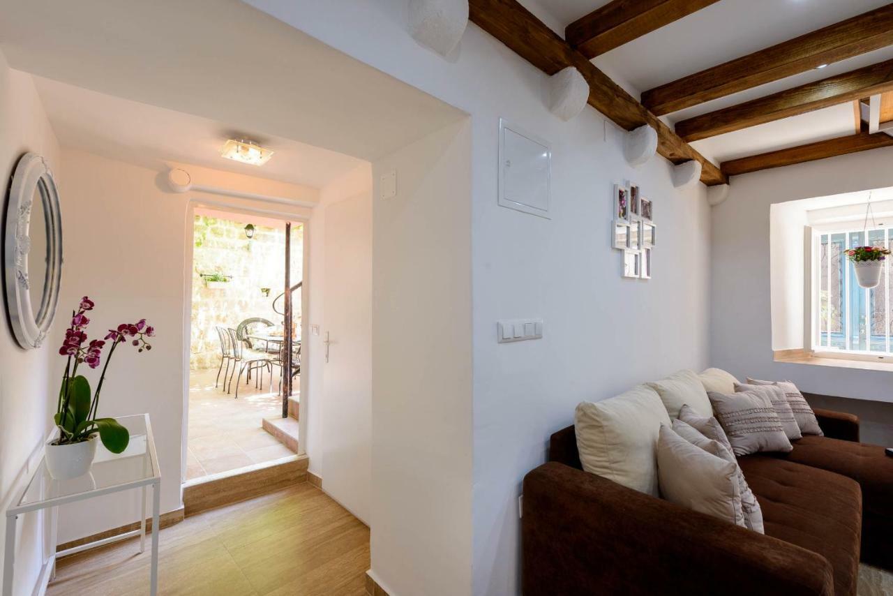 Ani Apartment *